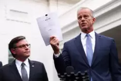 Senate Reaches Deal To Reopen Federal Government